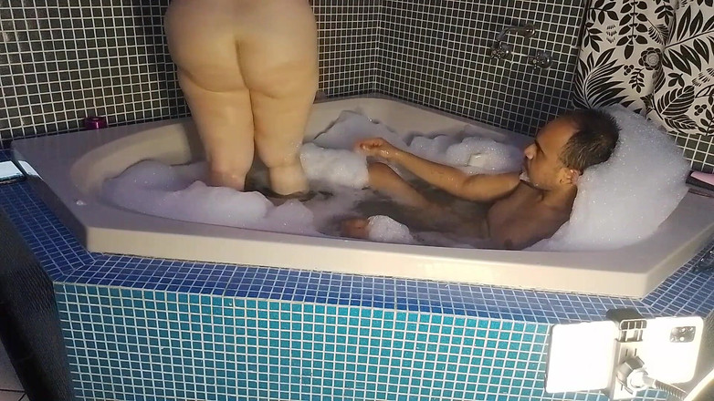 UtopianHumor507: モーテルに行ったんだ!