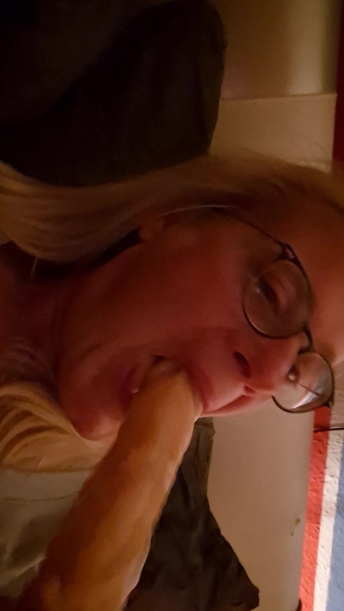 SexyMilf45: Киска с фаллоимитатором