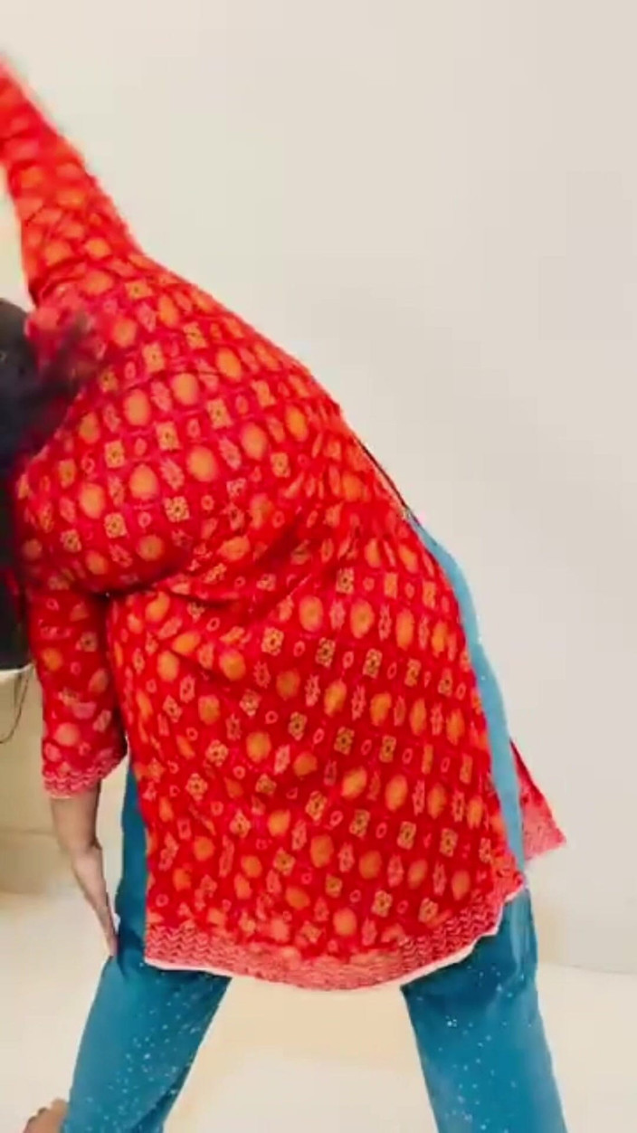 Your Boy's Cum: 인도 인도 소녀 훈련 의붓오빠 앞에서