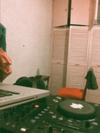 Phillholes: Horni dj
