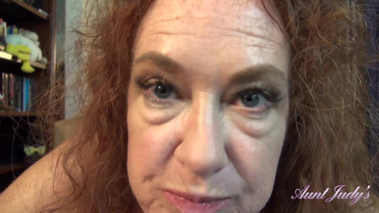 Aunt Judy's: Auntjudys - Vaše nadržená zralá nevlastní teta Paní Ginger tě chytí...