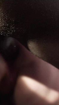 Une Pute Brune Assoiffée De Grosse Bite Noire Se Fait Baiser Dans Un Gangbang: Double Pénétration, Sodomie, Creampies Et Plus