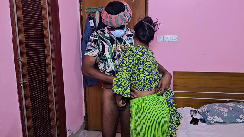 Hot girls video: Indian Sexy Wife Cheated on Her Husband and Got Hard...