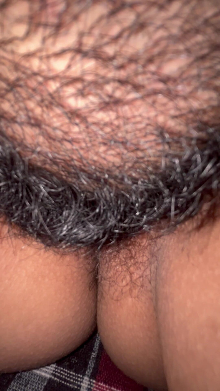 Rishi: Murid perawan india nyepong dan jilat memek sempit bu gurunya...