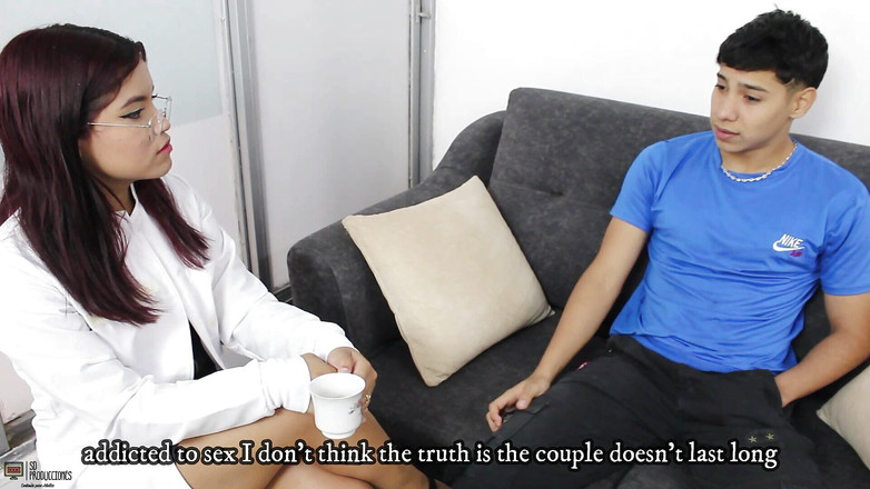 kem: 角質のブルネット医者は私の大きなコックを見て、それを試してみることに決めました - スペイン語のポルノ