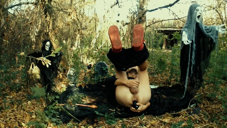 Idmir Sugary: Halloween Moaning Demon Gets Prostate Orgasm by Vibrating Big Black...