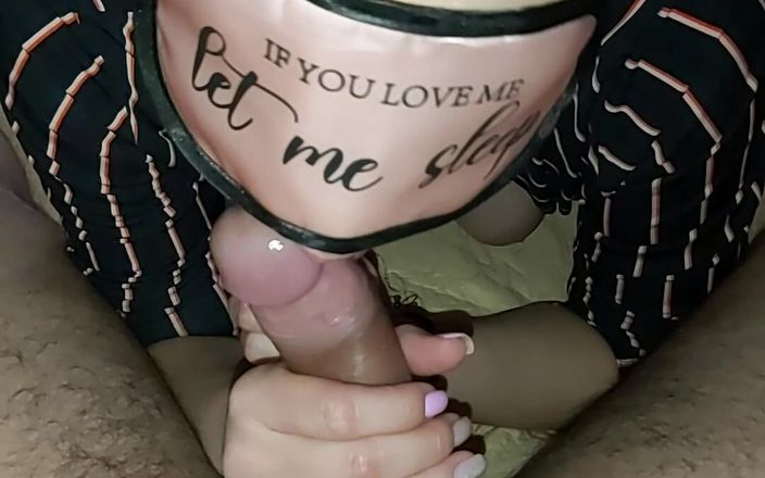 Audrey: Exótica milf com peitos perfeitos - você vai se apaixonar e...