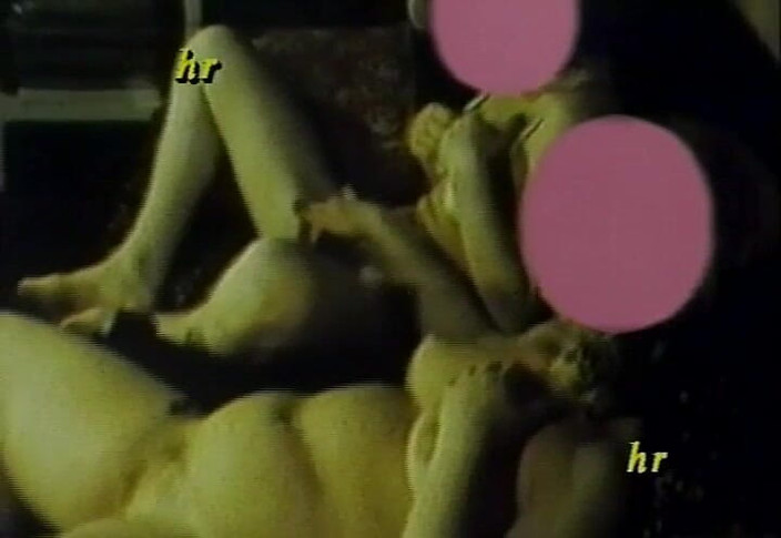 Italian swingers LTG: İnternetteki özel videolarda 90'ların İtalyan seksi #1 - İtalyan ailelerinde seks!