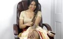 Sexy Lily: Saftig indisk Bhabhi kåt lilja i sexig sari