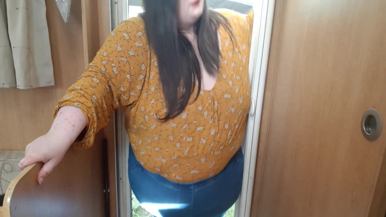 SSBBWLadyBrads: SSBBW vs porta piccola