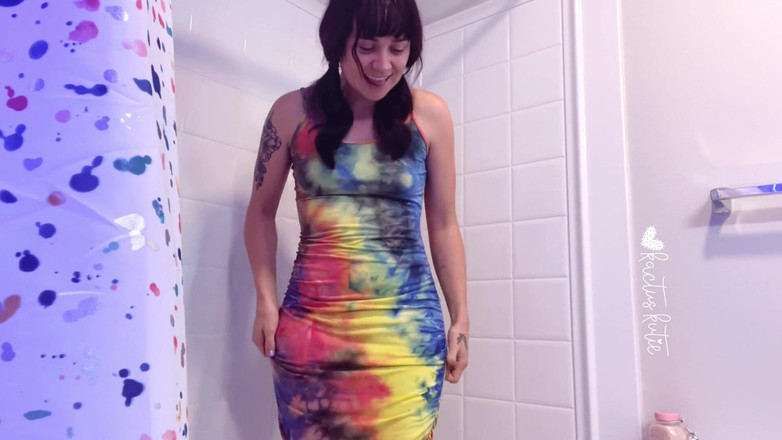 kactus kutie: Secretly Peeing in My Shower