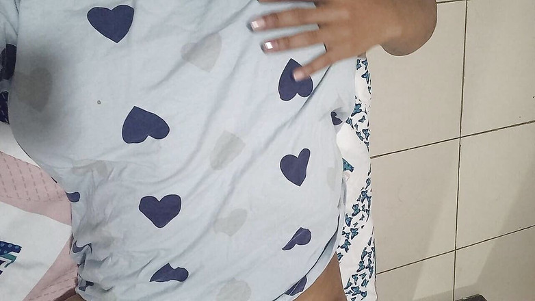 PATY PATY: Goddaughter mengira ayah bahenolnya yang menghukumnya dengan menyentuh memeknya yang...