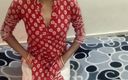 Saara Bhabhi: Hintli seks hikayesi rol oyunu - Hintli köylü kadın salon açtı...