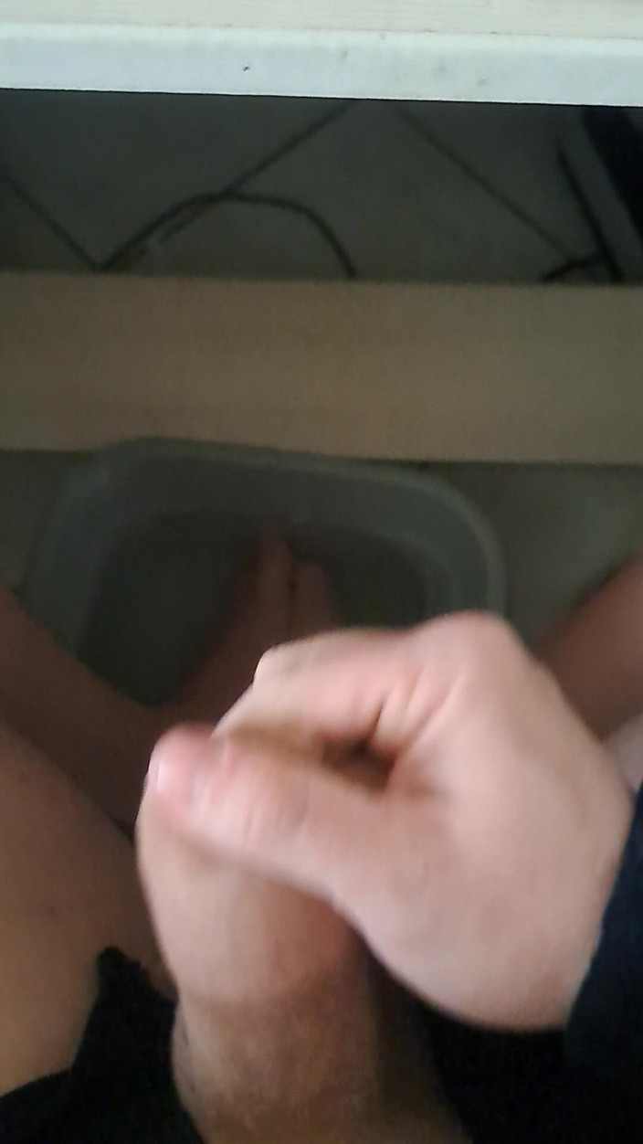 Oniasura: Eu E Gozo Nos Meus Pés Durante Um Banho De...