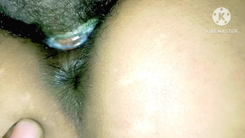 Ankurpriya000: 자지 배고픈 마을 바비가 마을에서 따먹히다