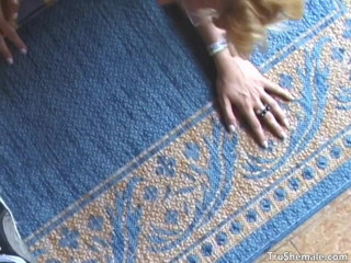 Tru Shemale: Micro penis tbabe Rubio gets nailed by her bf