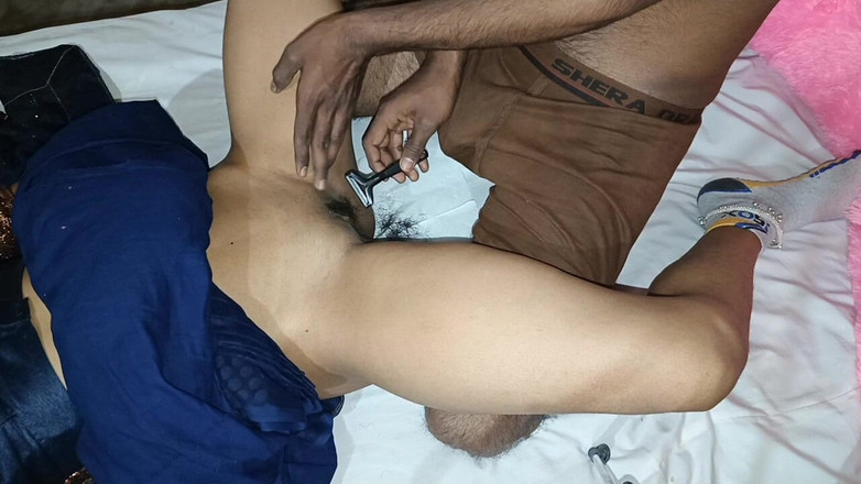 Sital: 若い夫が妻と変態的な方法でセックスした