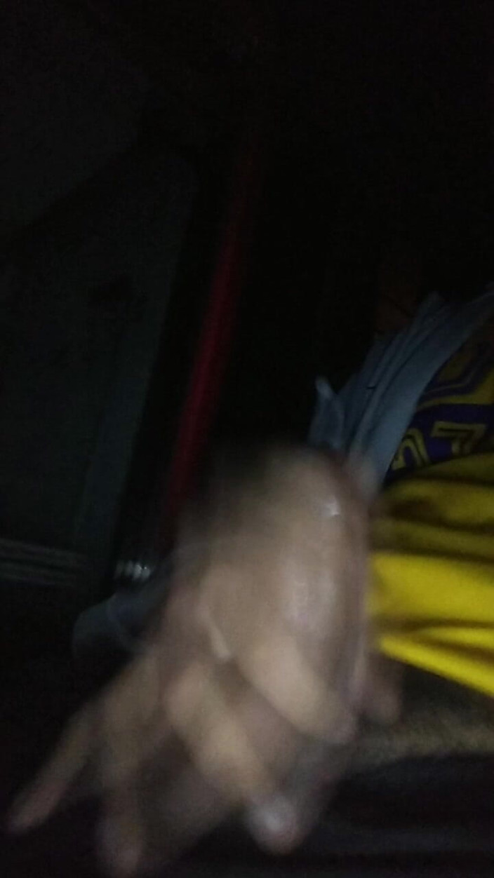 AlexAlejandro13: 射在门廊里