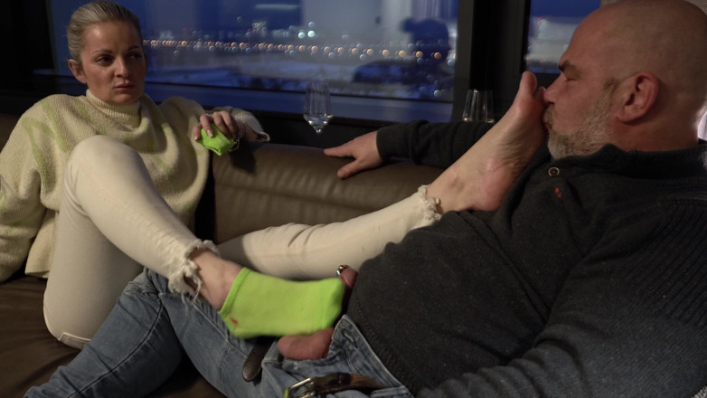 Sabdeluxe: Socks Foot Worship
