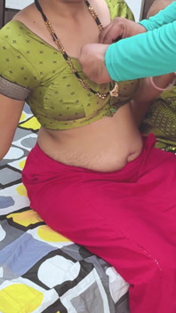 Komal Enjoyed with Lesbians