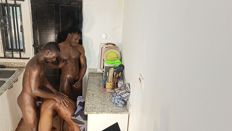 Pa_blo: African Thugs Had It in the Kitchen Hot Supper