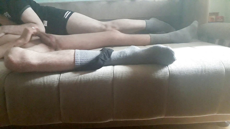 _Adam_Loves_: 친구 따먹기