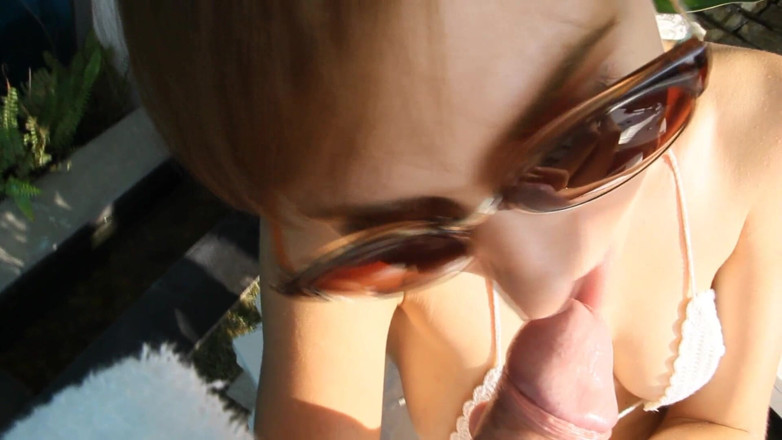 Angel The Dreamgirl: Extreme outdoors