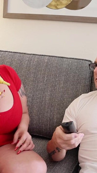 Goddessx Sucks and Fucks Hot GILF Atlas XXX
