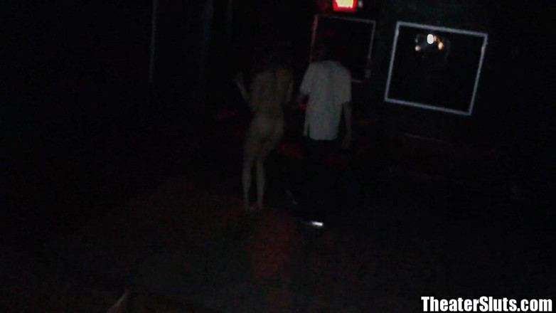 Theater Sluts: Harper Cox stora bröst ex amish hora gruppknullar och ASS...