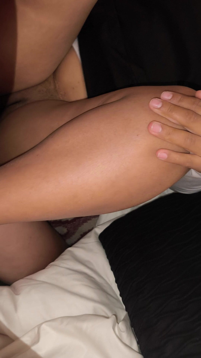 Moo DBOXXX: 자지를 빨아주기 위해 온 마을 의사, 그녀는 매우 스트레스를 받았다