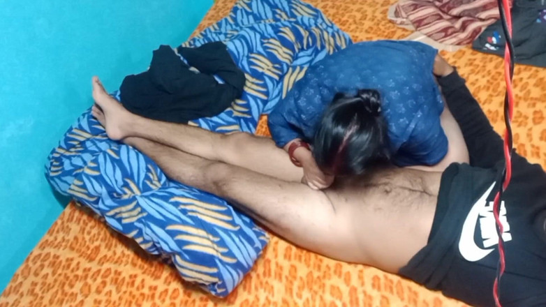 Rucku: Follando profundamente con su novio.