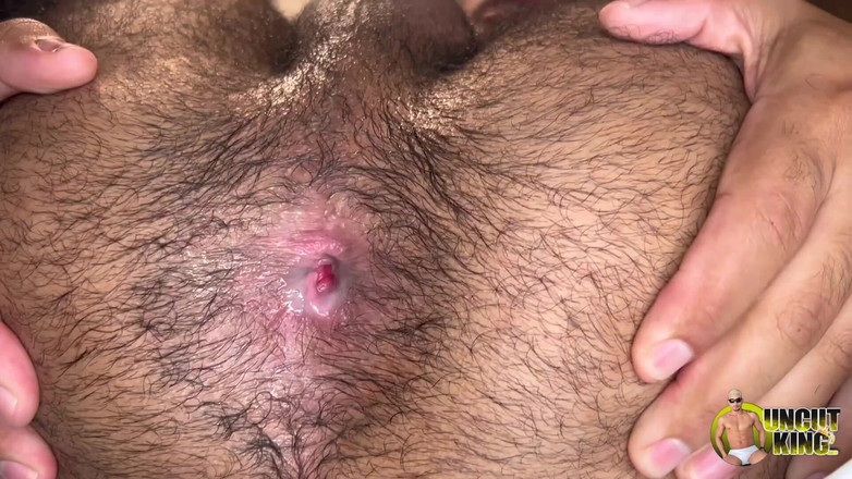UncutKing: М'язи товста пухка трахається без презерватива з нередагованим королем