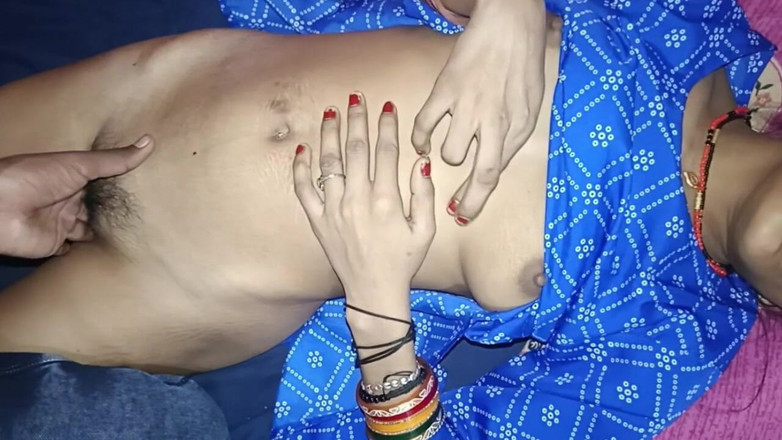 Ramashish: 義理の兄の義理の妹が非常に激しいセックス動画とインドのセックスポルノ動画を見ています