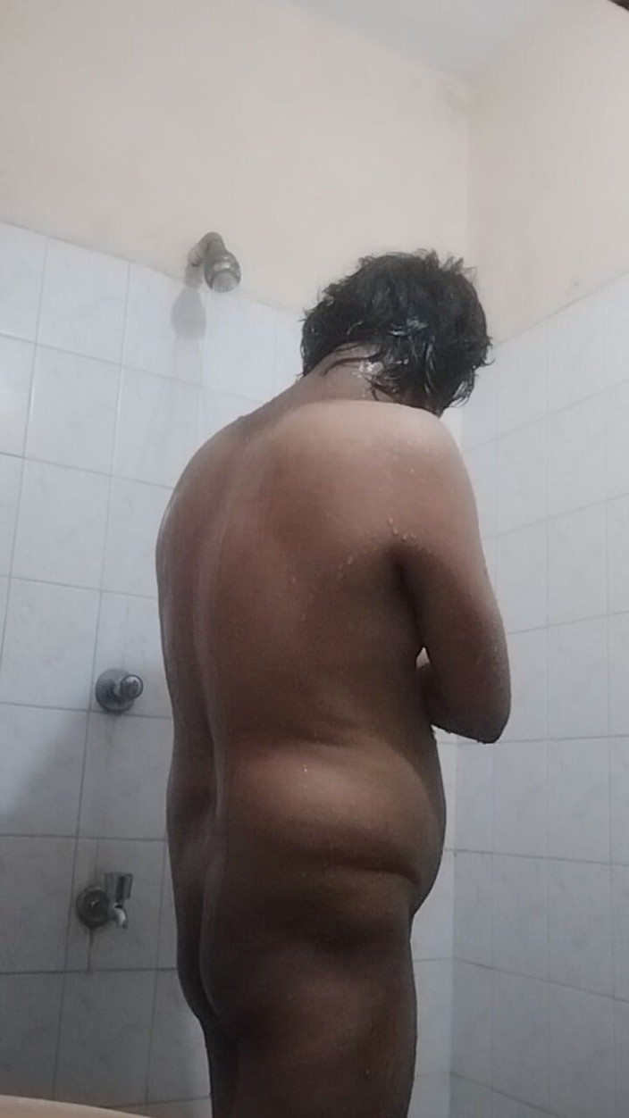 Nudycock: 자지 목욕