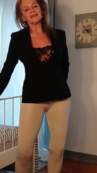 Grandma Is Wearing Tight Leggings!