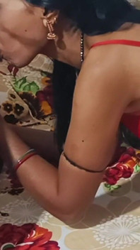 Ele puxou o cabelo dela e fez o que tinha com a cunhada. Sexo quente na vila.