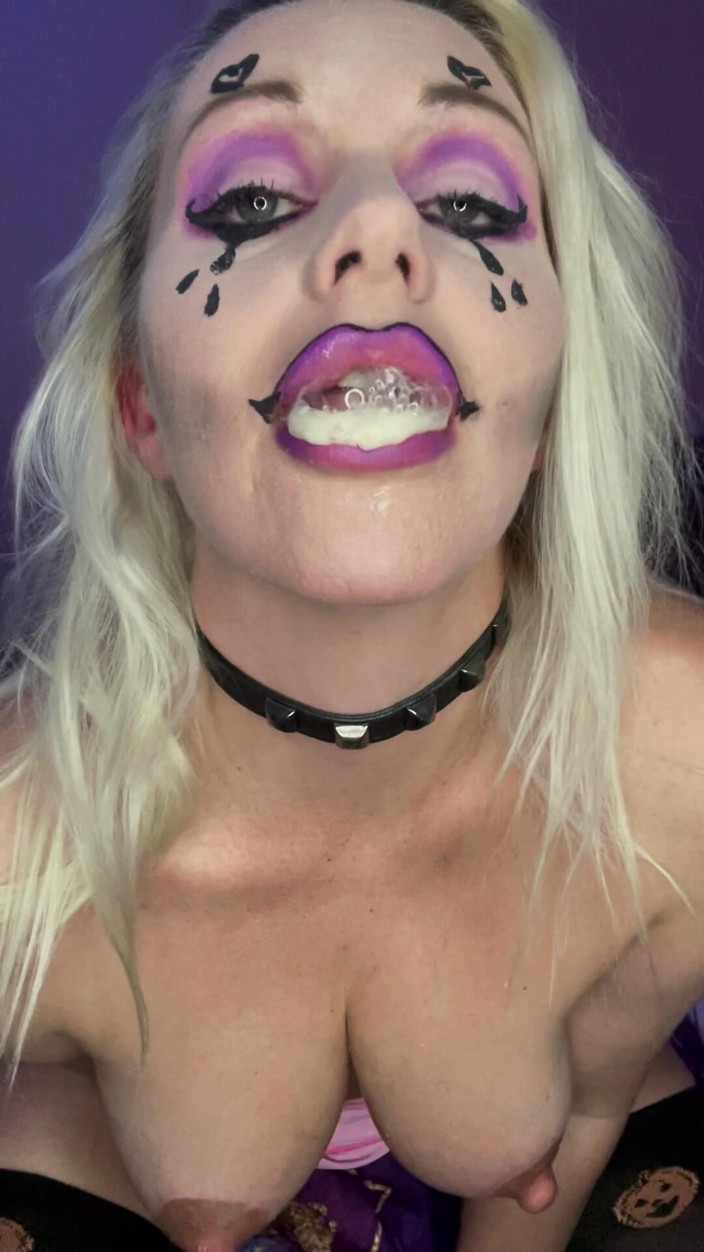 Sultry Silvea: Sultry Silvea Banana in My Throat