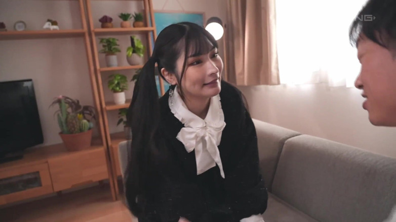 Raptor Inc: Kurumi Sakura - manipulez avec soin ! Ma jolie copine est comme...