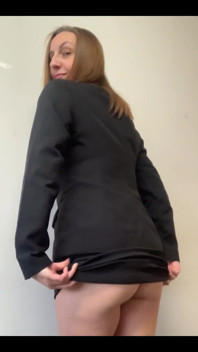 Quick Flash Before the Colleagues Come in