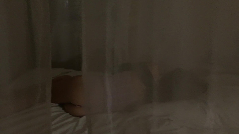 savannahamatoriale: Ma femme et elle se touchent. Femme excitée