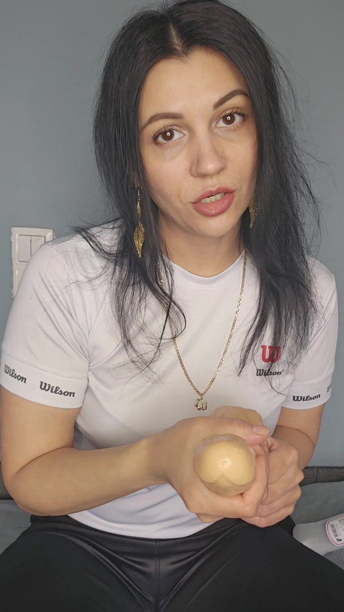 KristinaSlut: I Want to Put My Finger in Your Ass and...