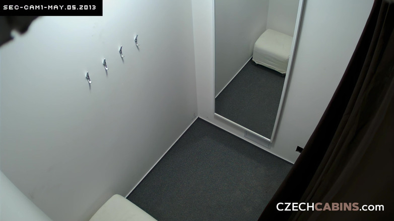 Czech Cabins: チェコキャビンズ7:ブロンドの爆弾女が全てを暴露 - カメラ大当たり!
