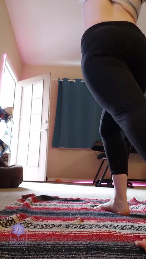 Dahlia Wolf: Spandex workout 1