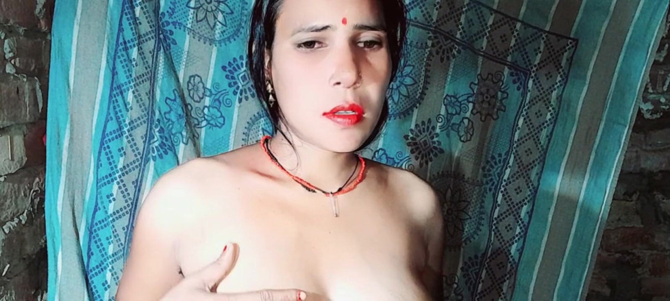 Renudbf: เดซี MILF รับครีมพาย