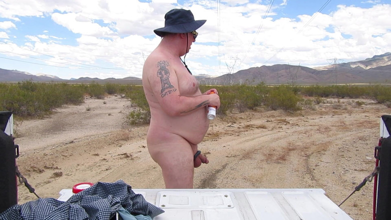 The porky pervert: Sa mạc đi bộ đường dài jerkoff 5