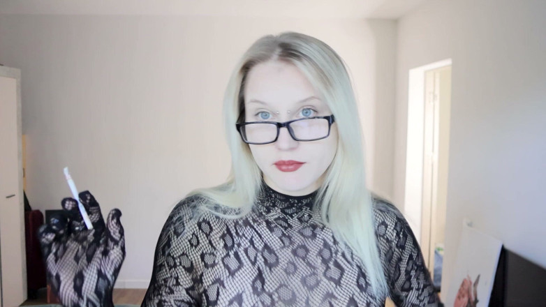 MertyXXX: Ashtraygirl