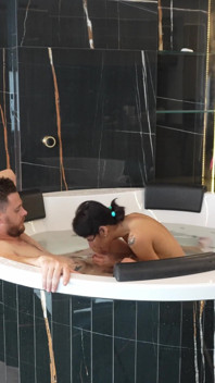 cum in My Pussy, Papii - Jacuzzi Creampie - Intense Romantic Sex with Veronica Leal - Brunette