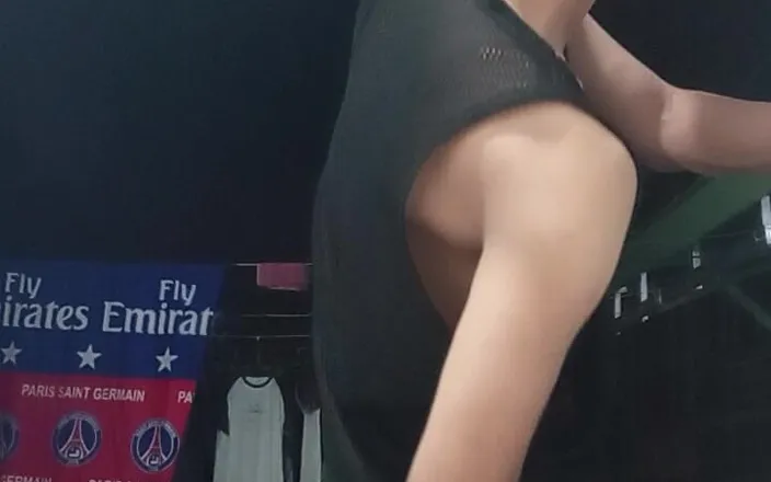 Nanndi: Anal Fisting in Public Place