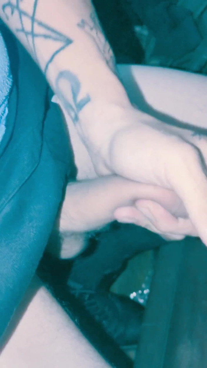 HungBareBackRabbit: Pamer 2 tato baruku