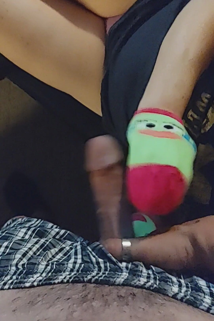 SocksAddict69: # 2 Labă cu sockjob - Labă cu picioarele - cip șosetă - labă cu...